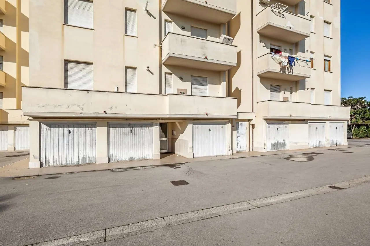 Cozy Apartment Near The Hospital With 2 Balconies! Pisa